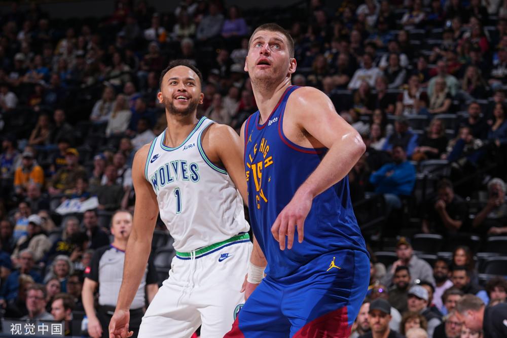 练成果的展 练成果的展