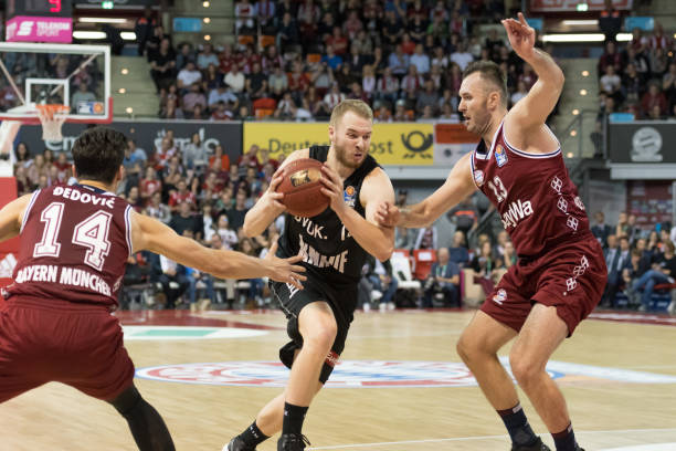 他在教练岗 他在教练岗